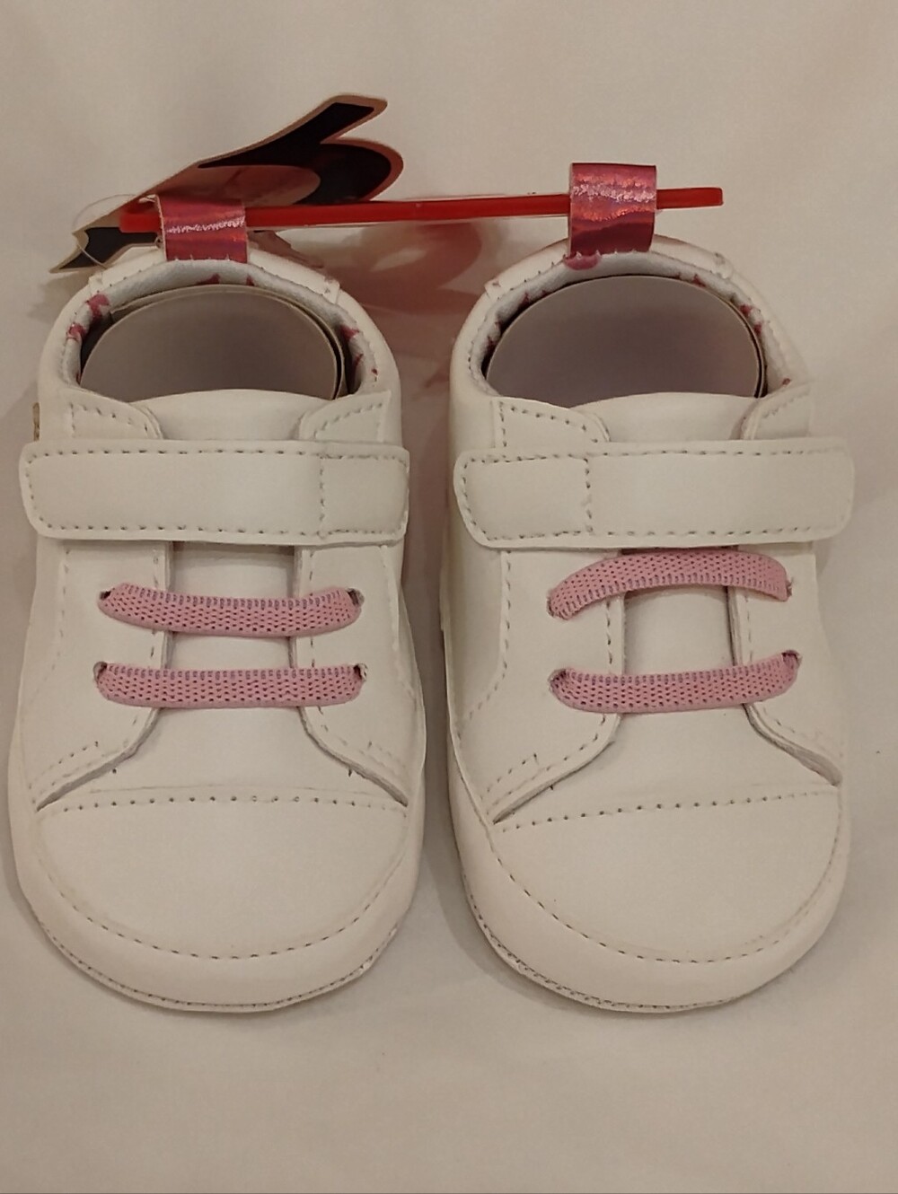 True Religion White and Pink Baby Crib Shoes Sz 1: 0-3 Months
